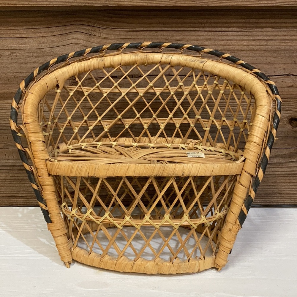 Vintage Rattan Chair - Picture 2 of 10